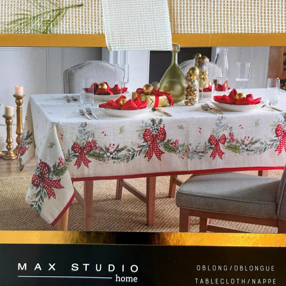 Max Studio Christmas Red Bows & Holly Holiday Tablecloth Oblong 60x120 New
